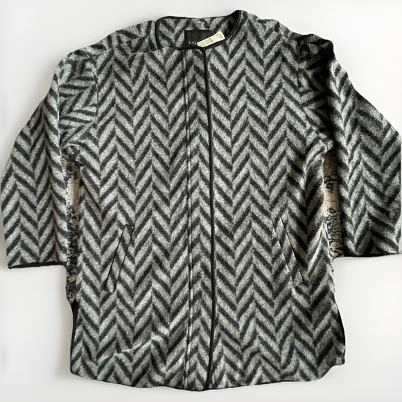 Talbots Jackets & Blazers - Talbots Women's Herringbone Wool Coat Full Zip Snap Front Medium NWT